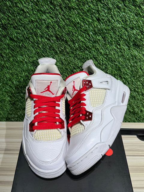 Jordan 4 Retro Metallic Red (GS) Sz 5.5Y