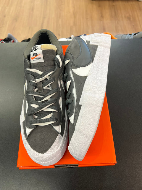 Nike Blazer Low sacai Iron Grey