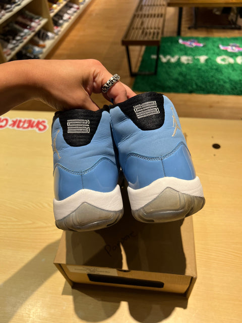 Jordan 11 Retro Pantone