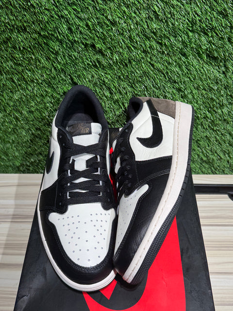 Jordan 1 Retro Low OG Mocha Sz 11M