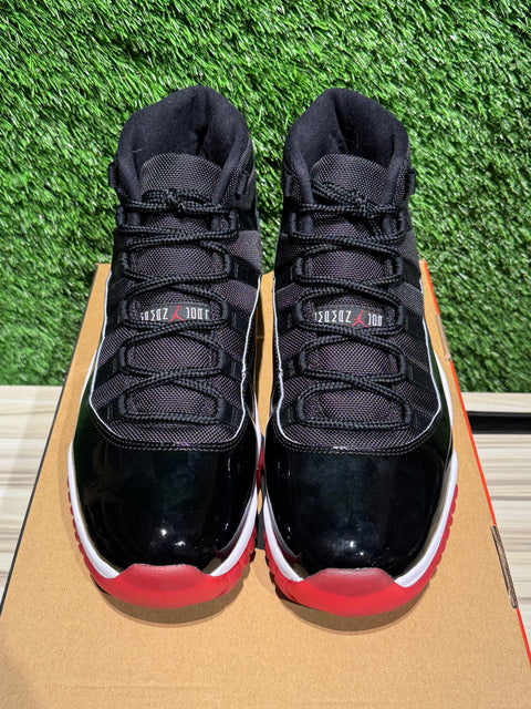 Jordan 11 Retro Playoffs Bred (2019) Sz 12