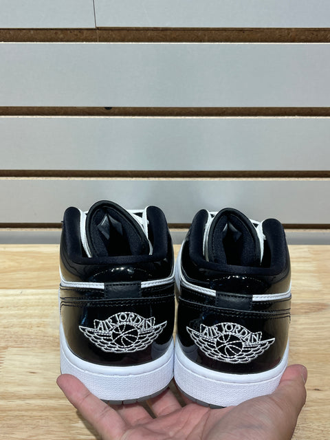 Jordan 1 Low SE Concord Sz 10