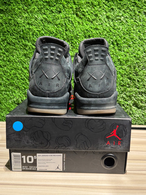 Jordan 4 Retro Kaws Black Sz 10.5