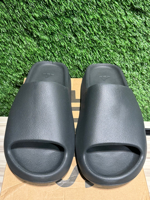 adidas Yeezy Slide Dark Onyx Sz 9