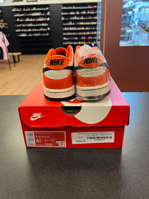 Nike Dunk Low Halloween (2022) (GS) Sz 4.5Y