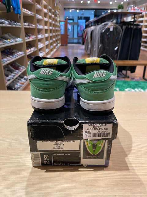 Nike SB Dunk Low Tokyo Green Taxi