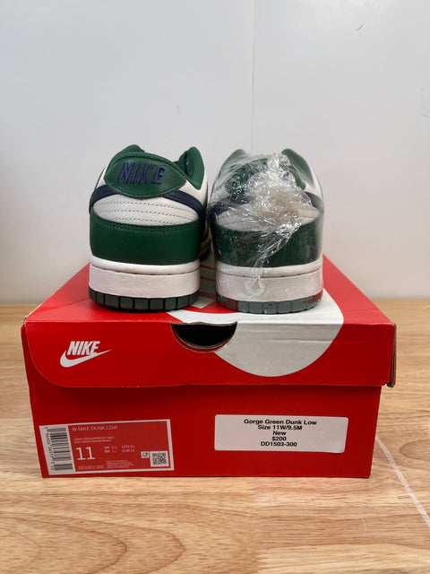 DS Gorge Green Dunk Low Sz 9.5