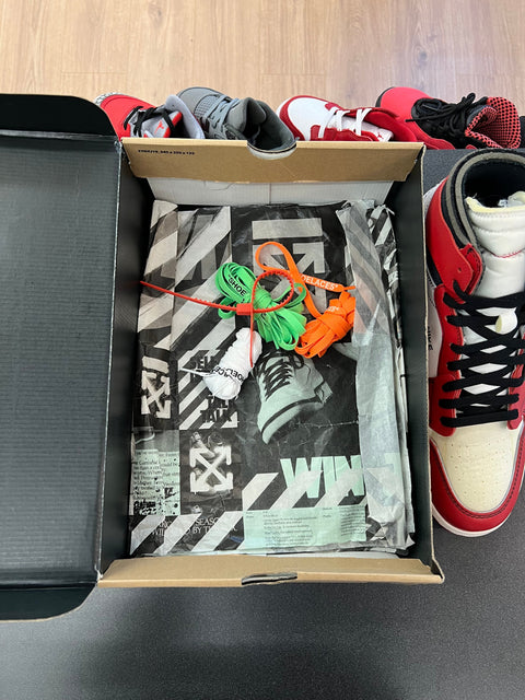 Jordan 1 Retro High Off-White Chicago