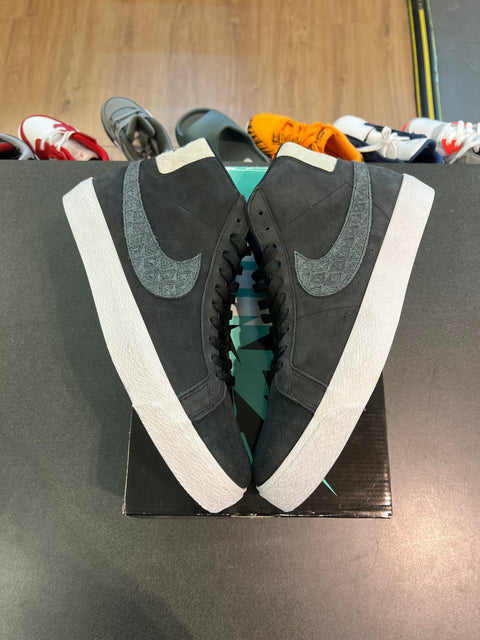 Nike SB Zoom Blazer Mid Gnarhunters