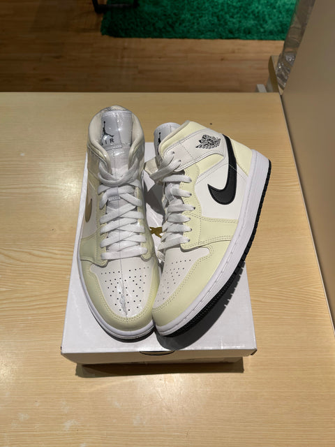 Jordan 1 Mid Coconut Milk (W)