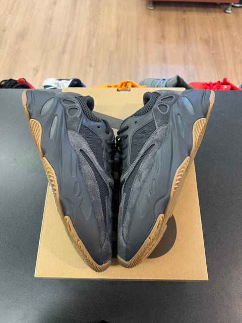 adidas Yeezy Boost 700 Utility Black