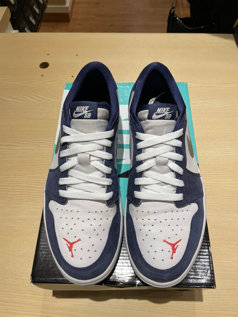 Jordan 1 Low SB Midnight Navy