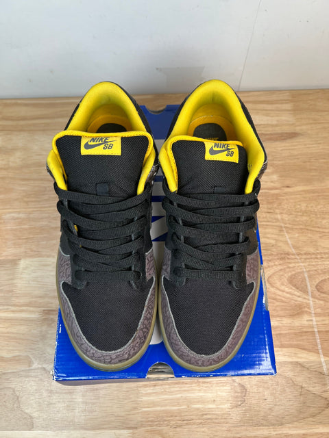 Nike SB Dunk Low Yellow Curb