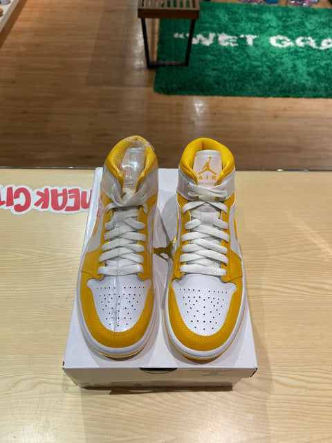 Jordan 1 Mid White University Gold (Women's)