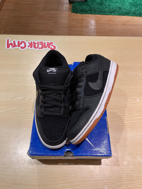 Nike SB Dunk Low Nontourage