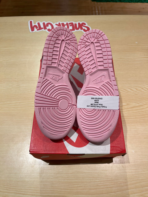 DS Triple Pink Nike Dunk Low Sz 4Y/5.5W