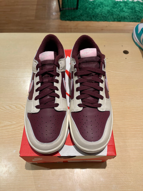 DS Valentines Day Dunk Low Sz 8.5