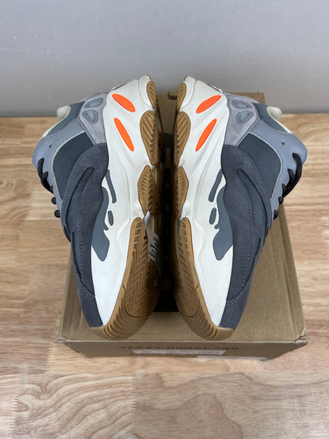 adidas Yeezy Boost 700 Magnet