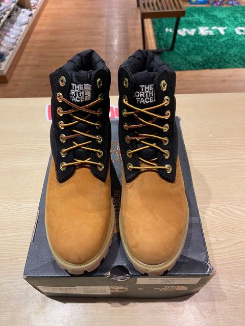 The North Face Puffer Timberland Boots Sz 7.5M/9W