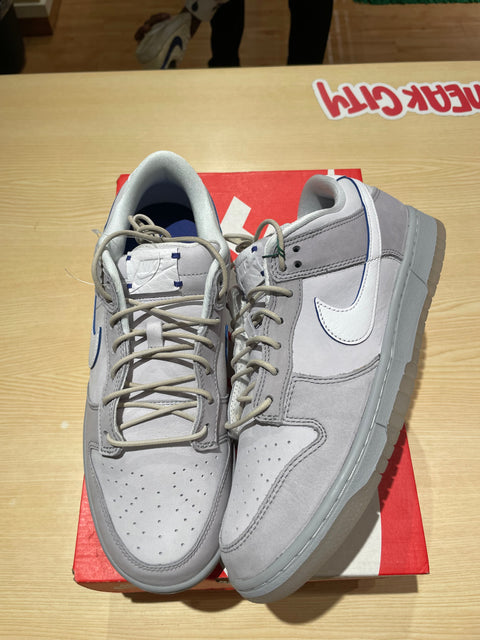 DS Wolf Grey Dunk Low Sz 9.5