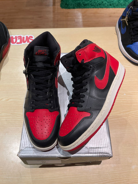 Jordan 1 Retro Bred (2001)