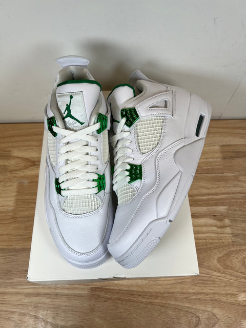 Jordan 4 Retro Metallic Green