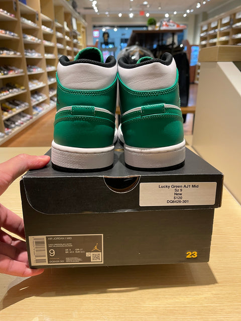 Jordan 1 Mid Lucky Green