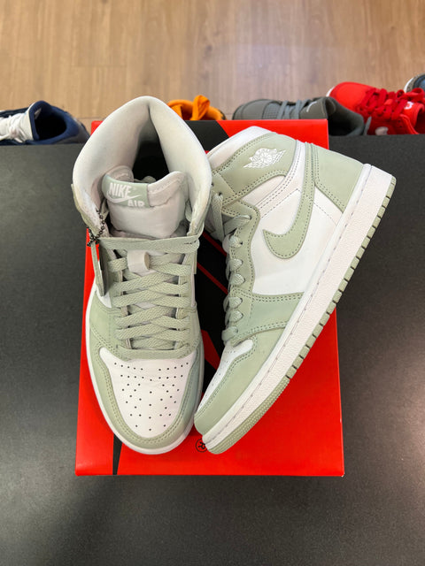 Jordan 1 Retro High OG Seafoam (W)