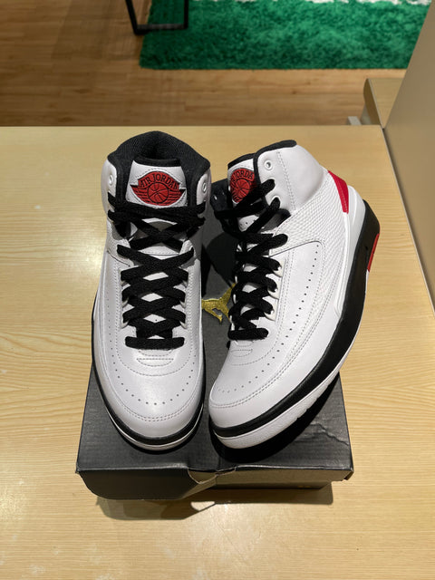 Jordan 2 Retro OG Chicago (2022)