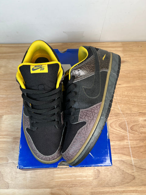 Nike SB Dunk Low Yellow Curb