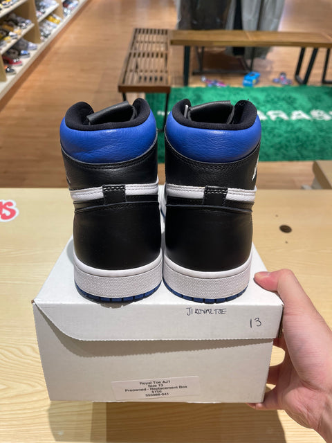 Jordan 1 Low Royal Toe