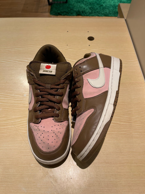 Nike SB Dunk Low Stussy Cherry