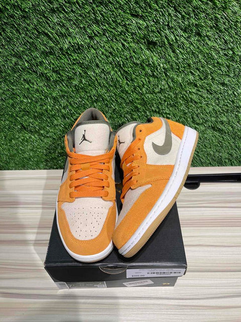 Jordan 1 Low SE Light Curry Sz 7.5M/9W