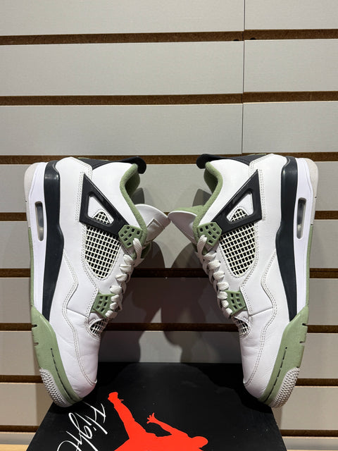 Jordan 4 Retro Seafoam (Women's) Sz 9M / 10.5M