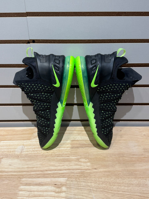 Nike LeBron 18 Dunkman Sz 10.5
