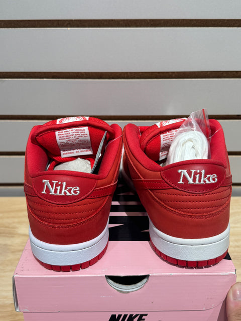 Nike SB Dunk Low Verdy Girls Don't Cry Bundle Sz 8