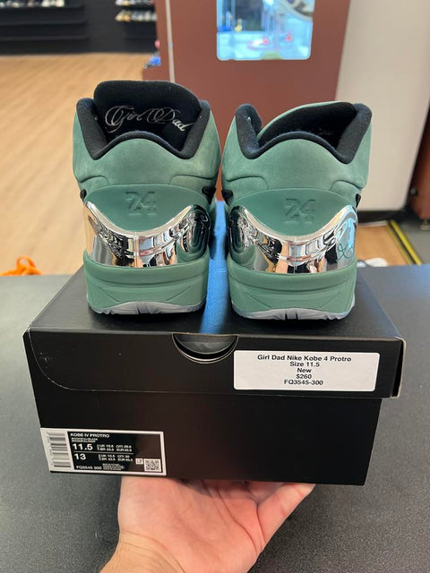 DS Nike Kobe 4 Protro Girl Dad Sz 11.5