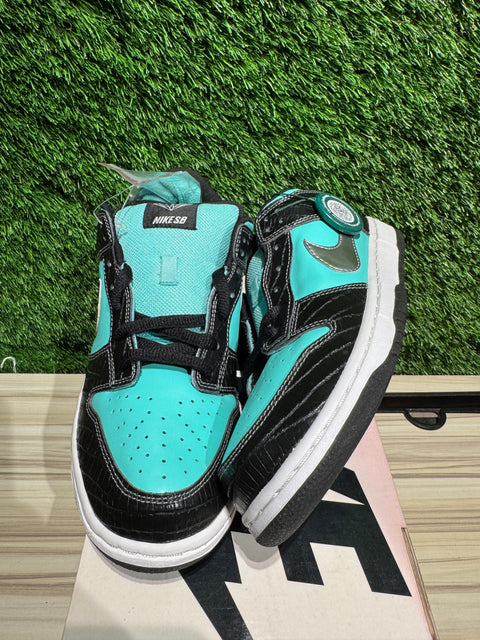 Nike SB Dunk Low Diamond Supply Co. Sz 9