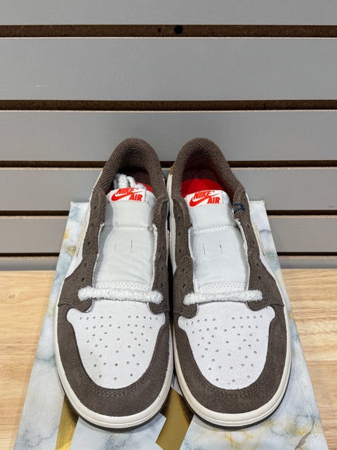 Jordan 1 Retro Low OG Year of the Rabbit Sz 10