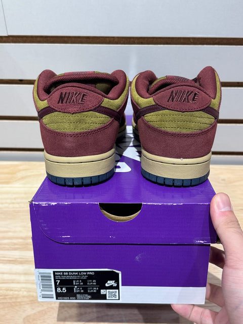 Nike SB Dunk Low Dark Team Red Olive Flak Sz 7