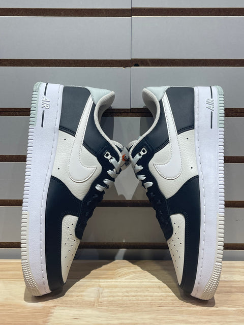 Nike Air Force 1 Low '07 LV8 Split Black Phantom Sz 10.5