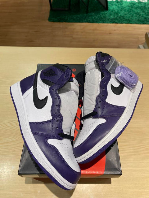 Jordan 1 Retro High Court Purple White Sz 10