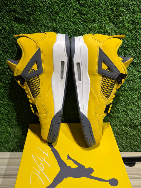 Jordan 4 Retro Lightning (2021) Sz 13M