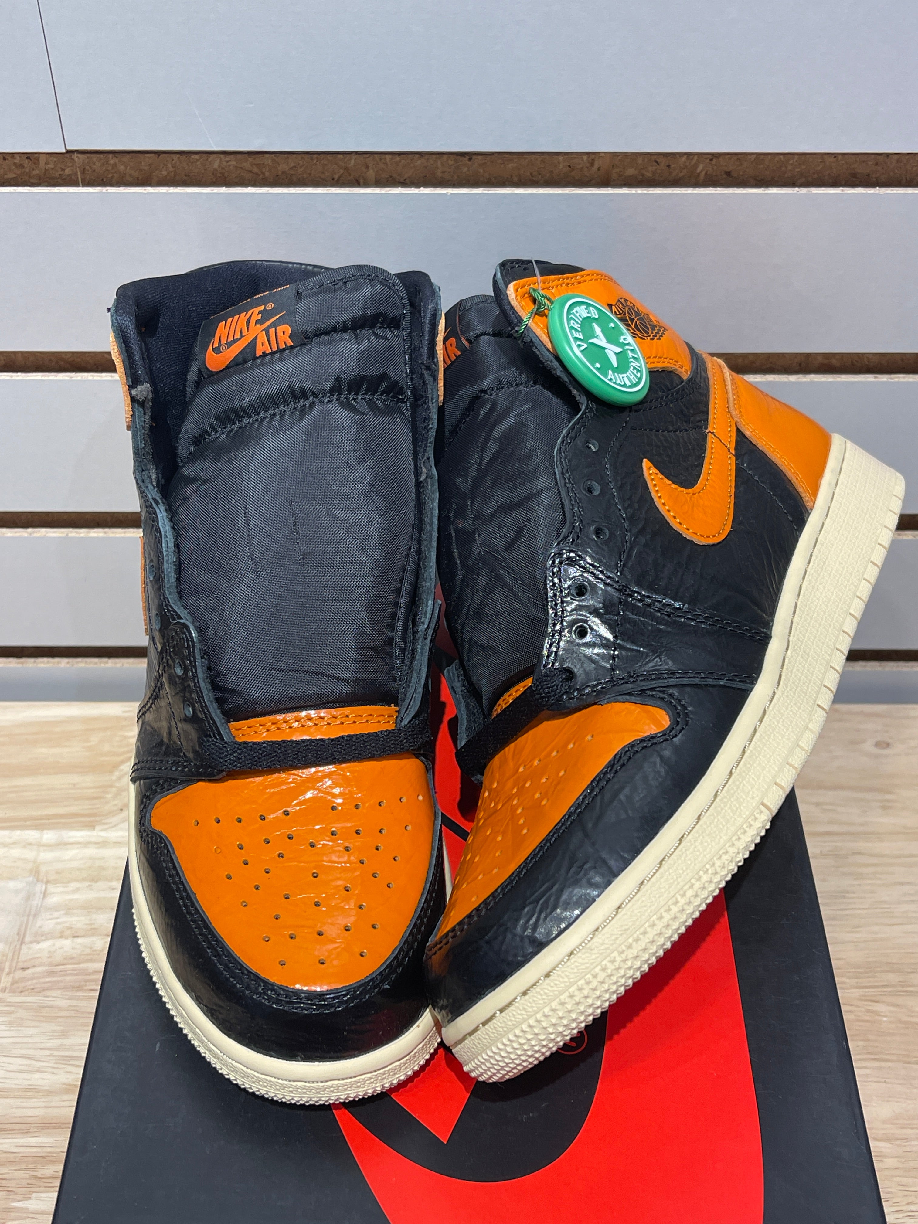 Jordan 1 Retro High Shattered Backboard 3.0 (GS) Sz 6.5Y – Sneak City