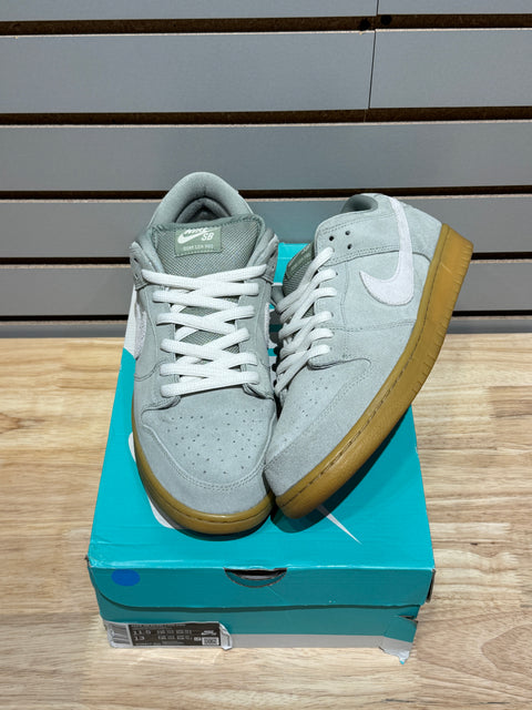 Nike SB Dunk Low Island Green Gum Sz 11.5M
