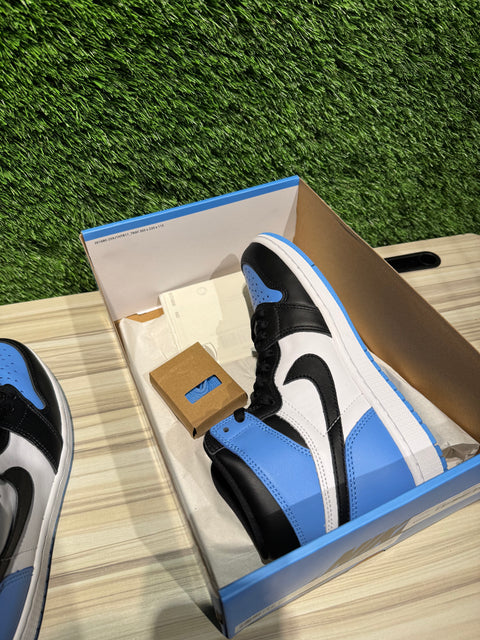 Jordan 1 Retro High OG UNC Toe Sz 7.5