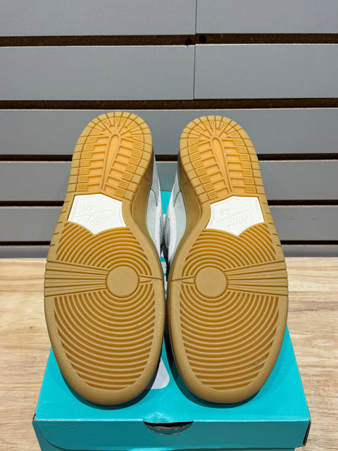 Nike SB Dunk Low Island Green Gum Sz 11