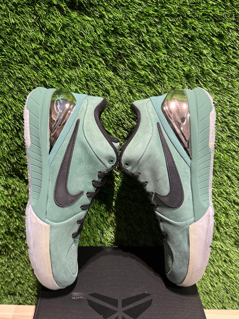 Nike Kobe 4 Protro Girl Dad Sz 8M