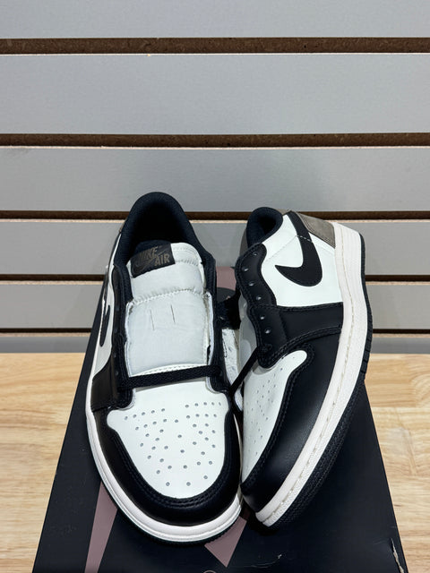 Jordan 1 Retro Low OG Mocha Sz 8