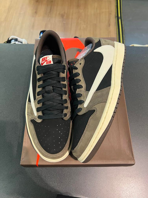 Jordan 1 Retro Low OG SP Travis Scott Mocha Sz 11M